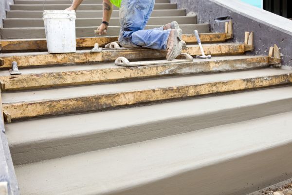 Concrete Steps Pouring in Apple Valley