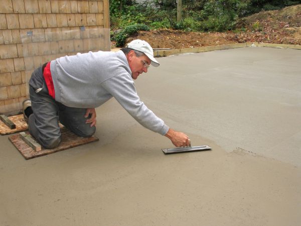 Flat Concrete Installation in Apple Valley